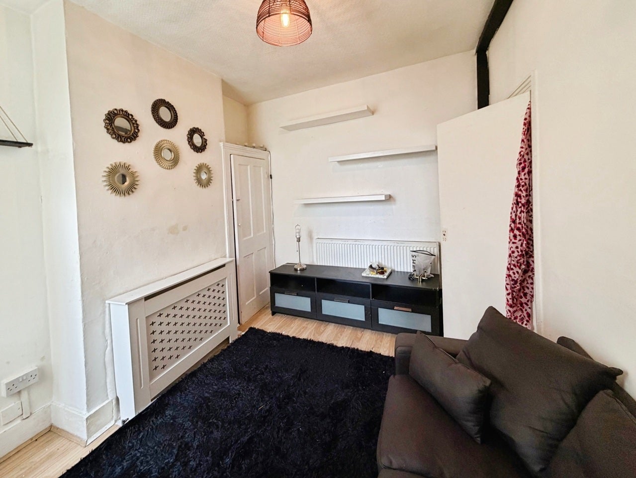 House Angel Walk in Greater London