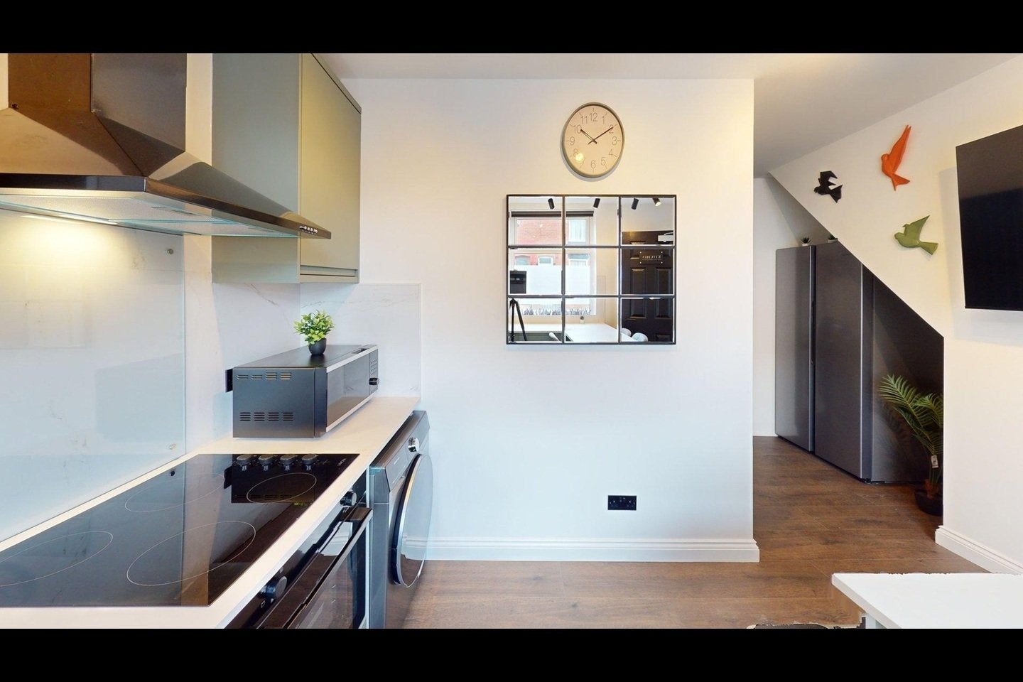 Room Longford Street in Warrington