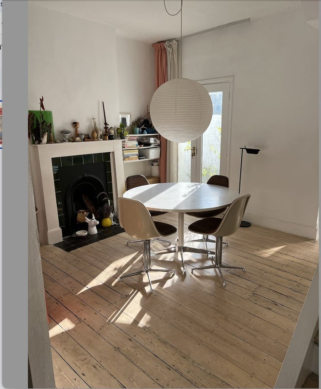 Room Marmadon Road in Greater London