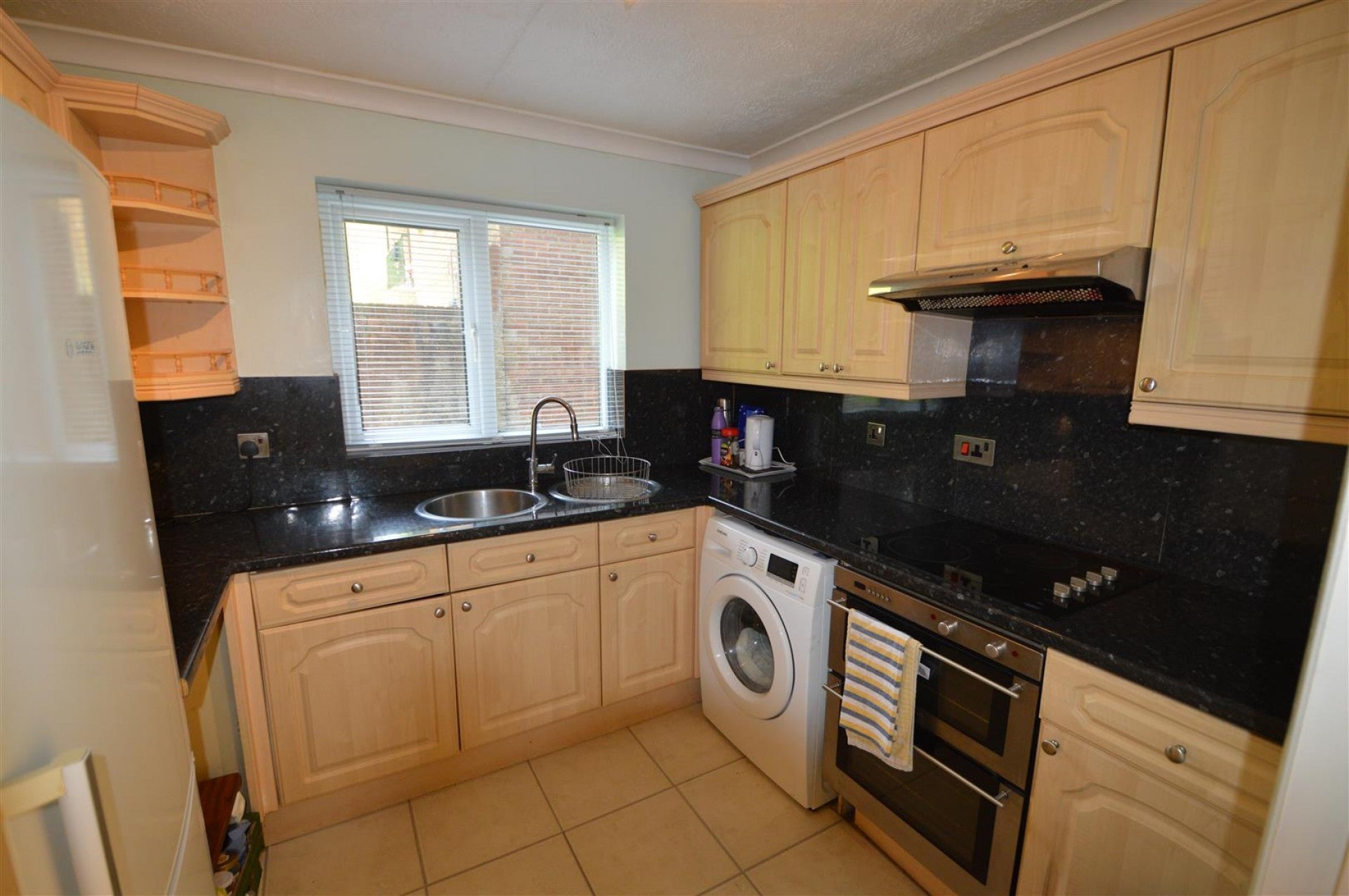 Flat Hilders Farm Close in Wealden
