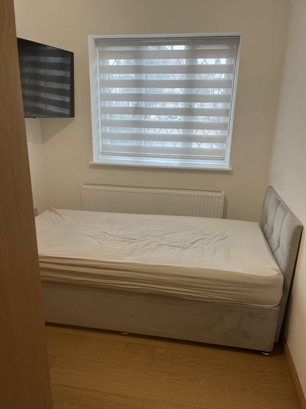 Room Preston Road in Greater London