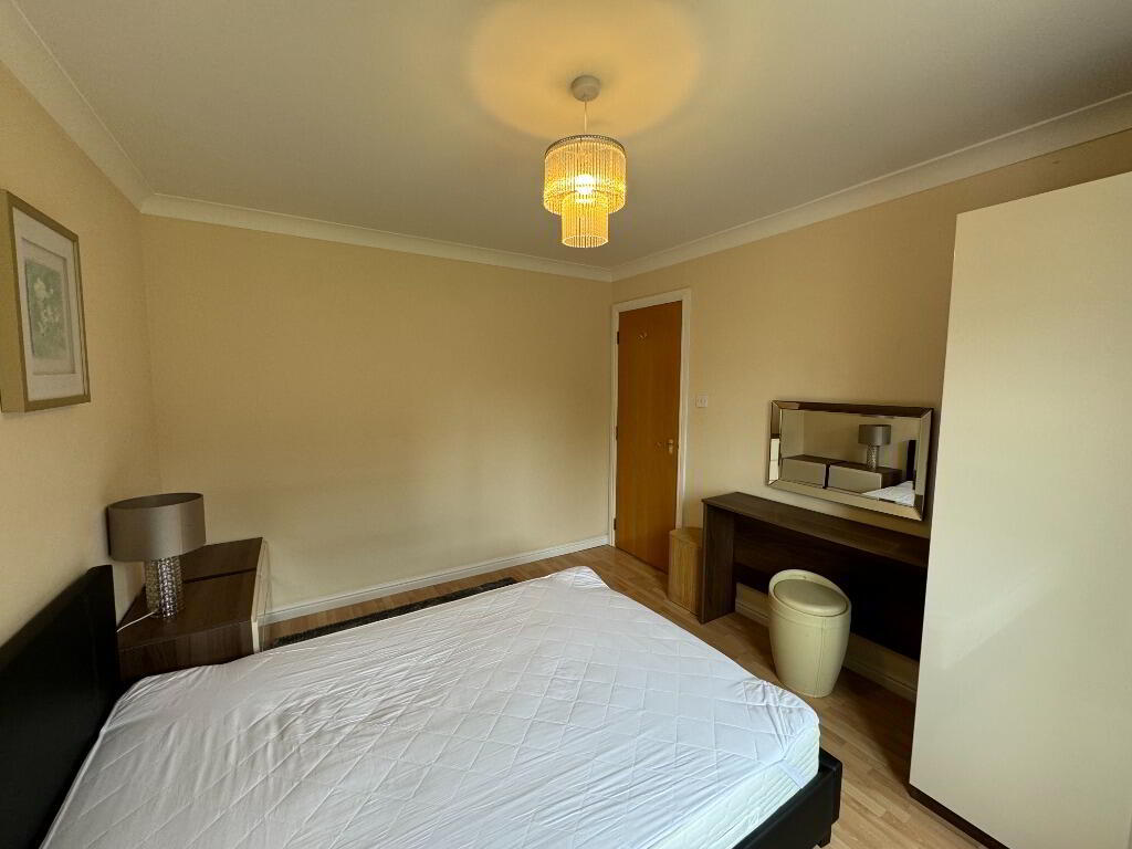 Flat New Mart Road in City of Edinburgh