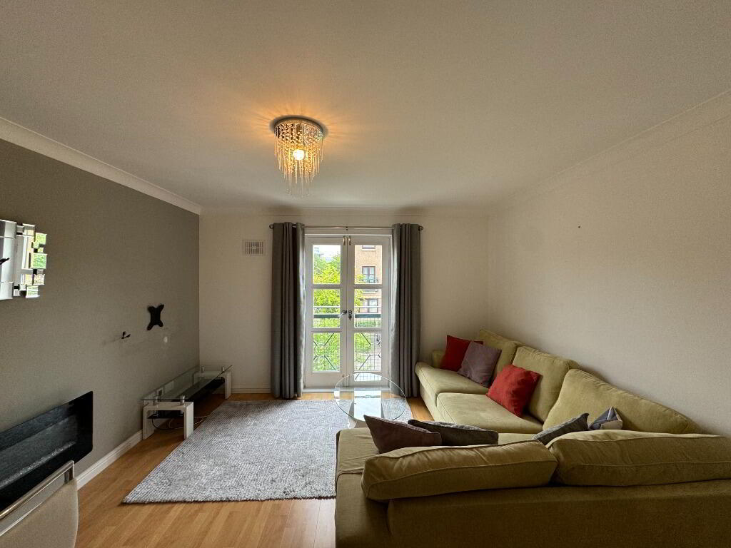 Flat New Mart Road in City of Edinburgh