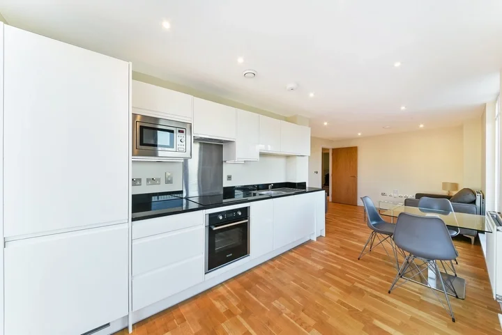Flat St. Anne's Row in Greater London