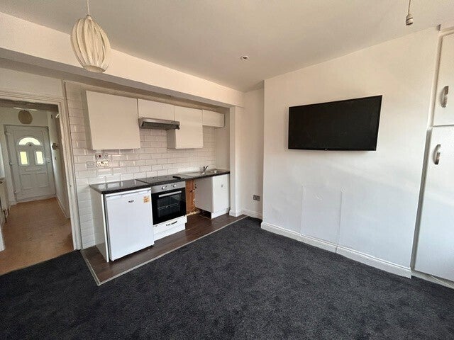Flat Cardigan Street in Luton