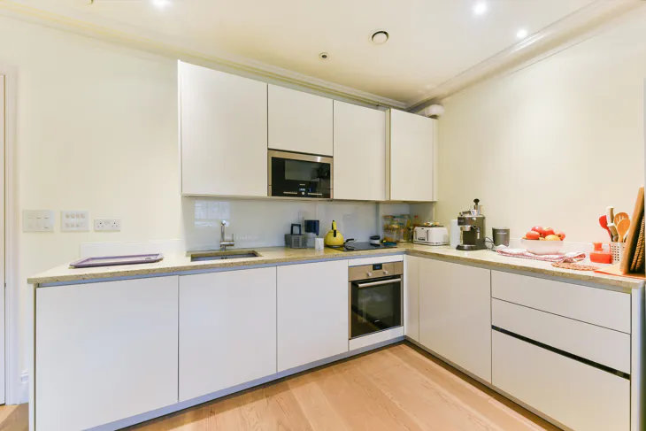Flat Trinity Street in Greater London