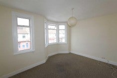 Flat Central Avenue in Southend-on-Sea