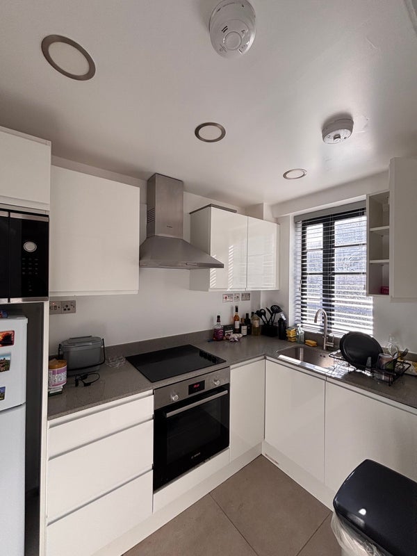 Room Nightingale Lane in Greater London