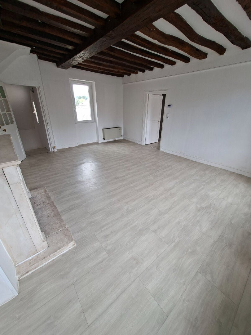 Appartement D 981 à Trie-Château