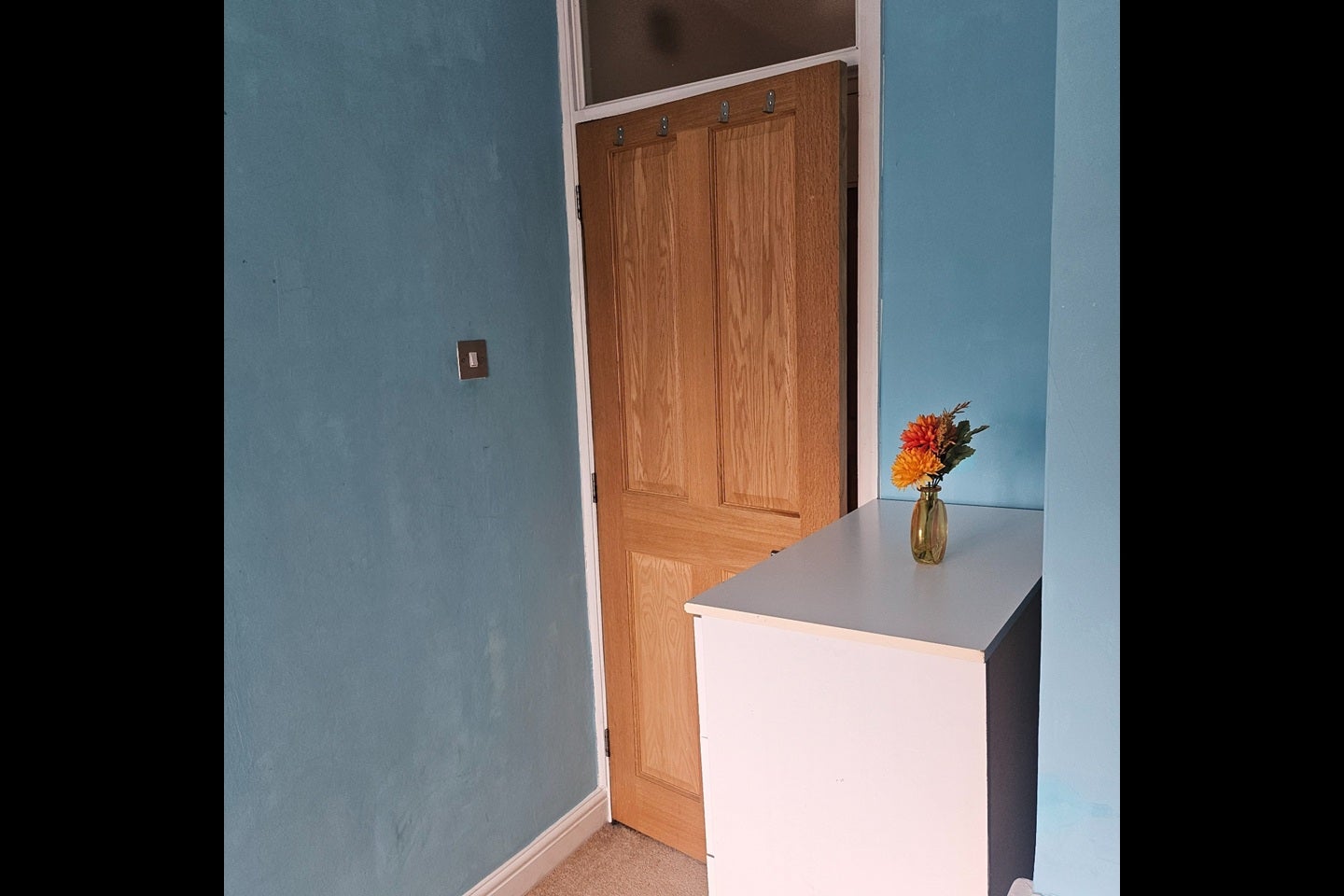 Room Hillier Way in Slough