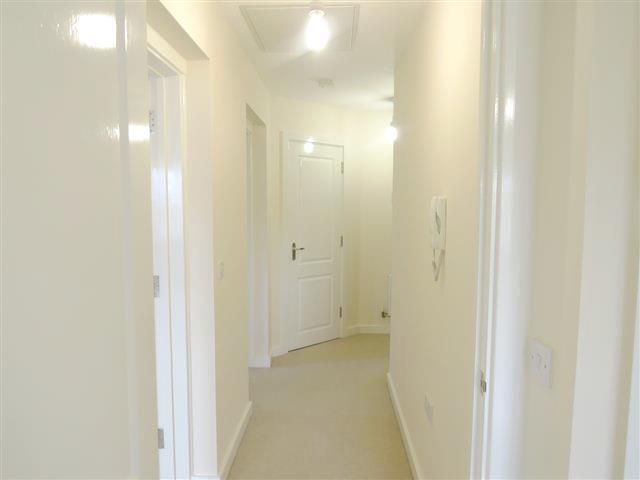 Flat Oakwood Close in Halton