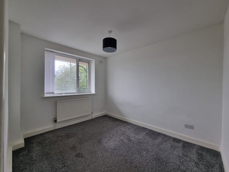 Room Eccles New Road in Salford