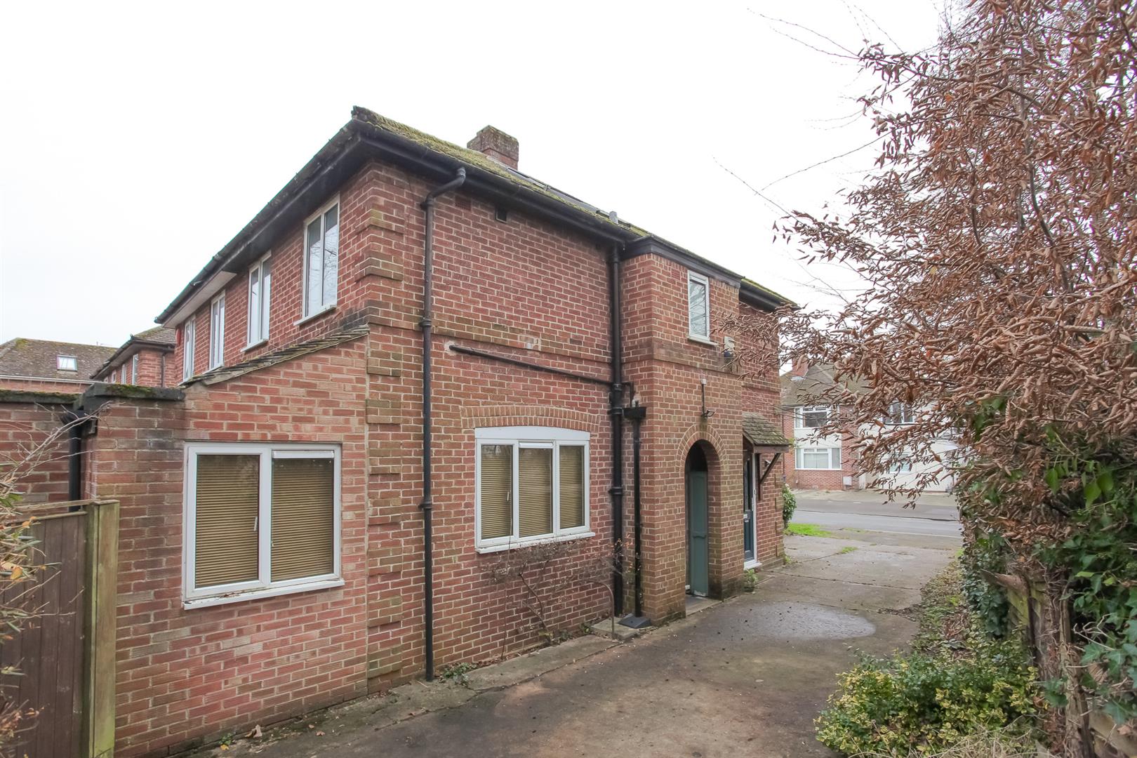 Flat Merewood Avenue in Oxford
