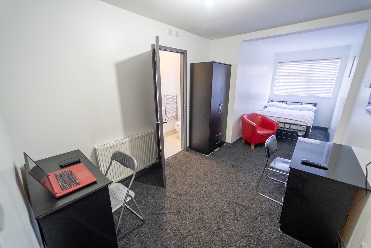 Room Exeter Road in Birmingham