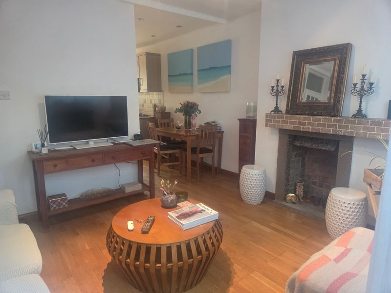 Room Cottage Grove in Greater London