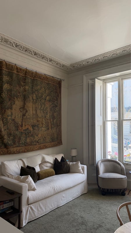 Room St Stephen's Gardens in City of Westminster