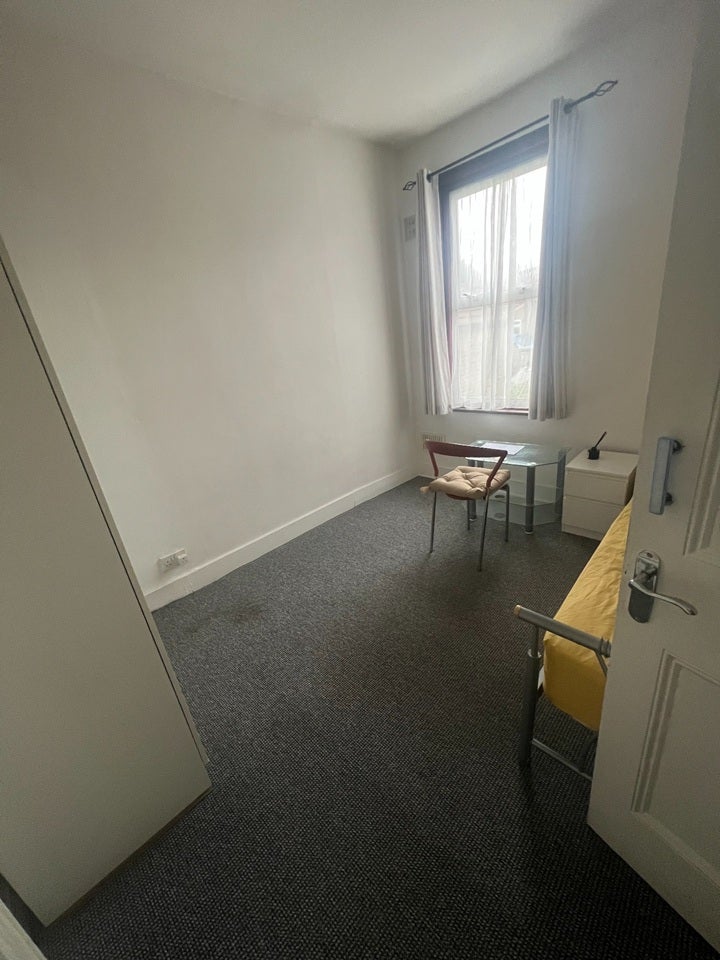 Flat Heigham Road in Greater London