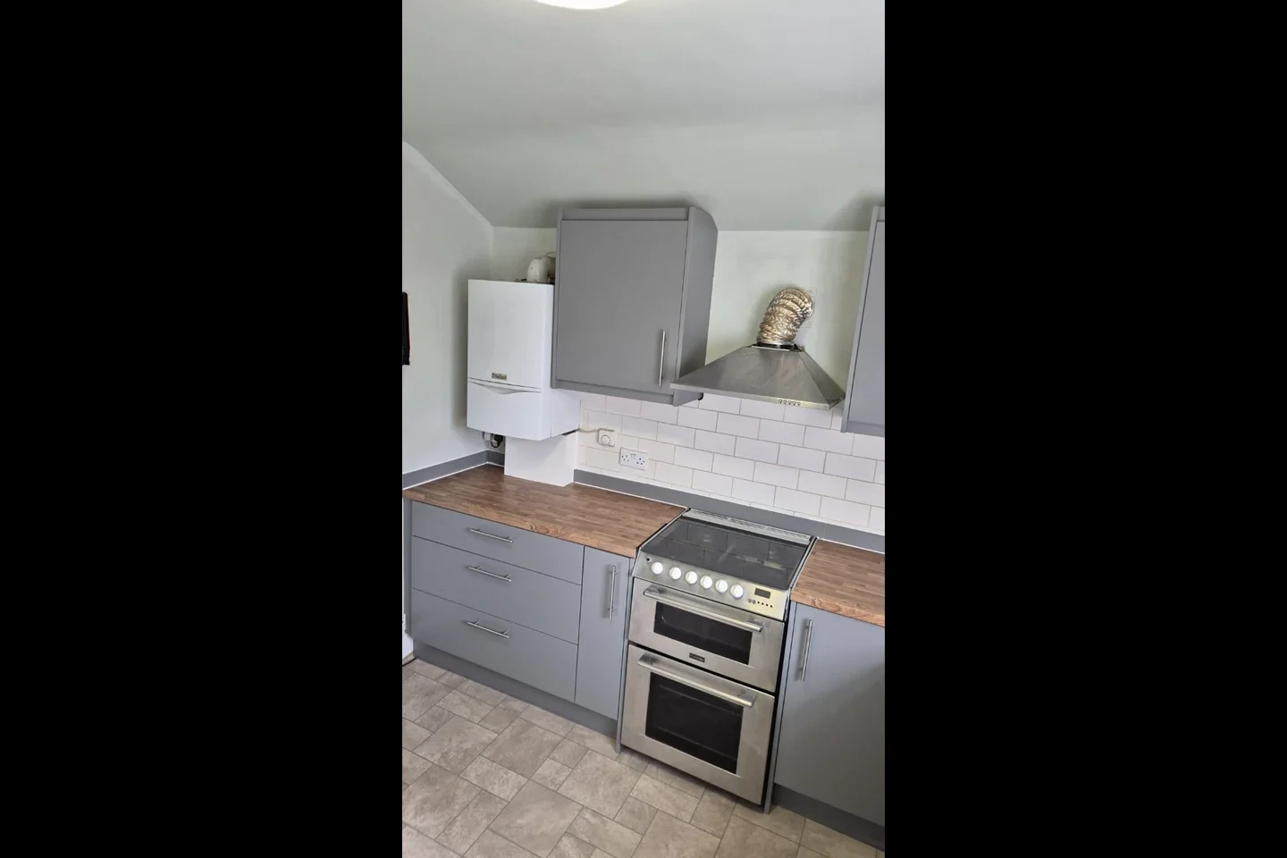 Flat Heigham Road in Greater London