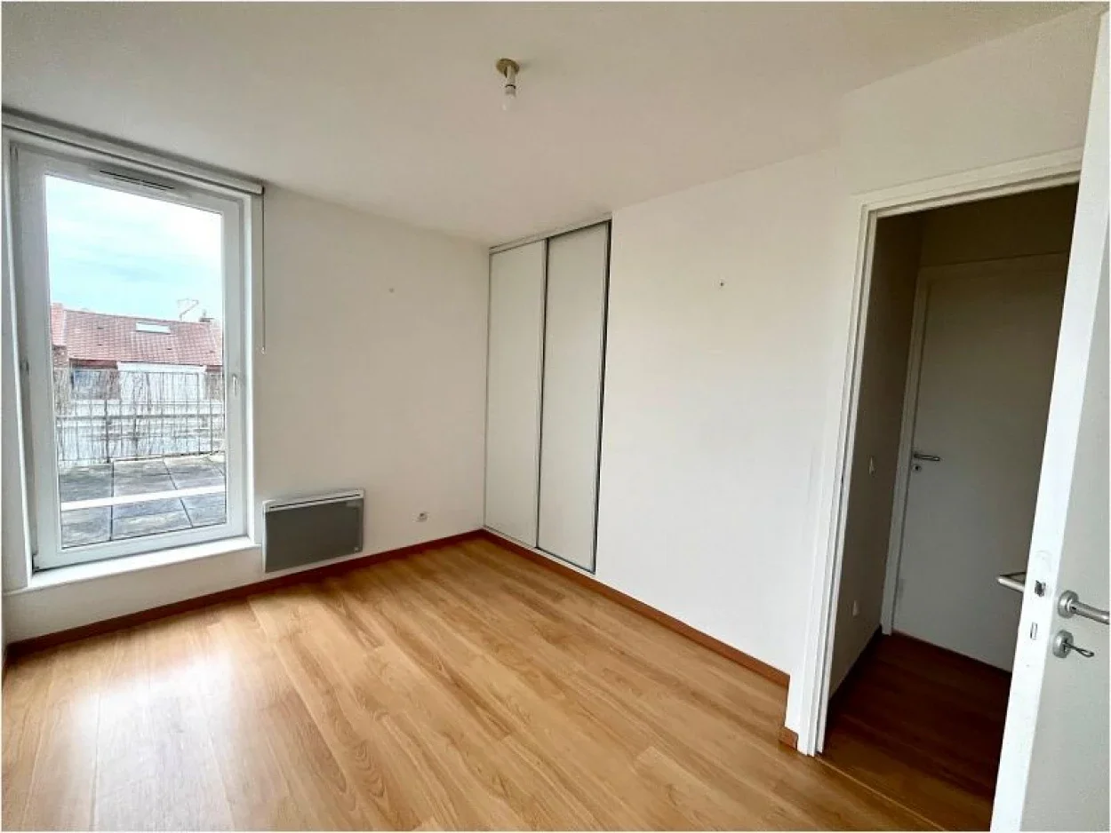 Flat Rue Marcel et Jean Caloone in Lambersart