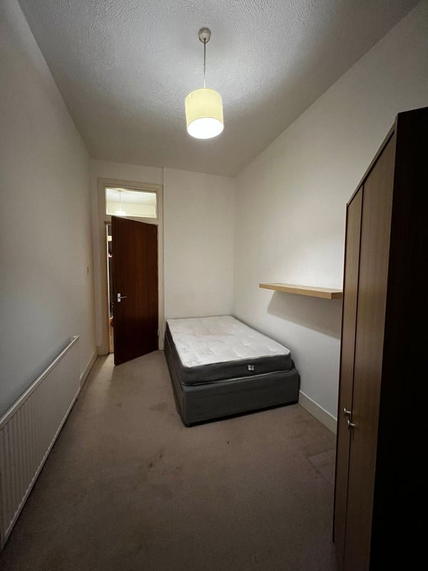 Room Duke Street in Glasgow