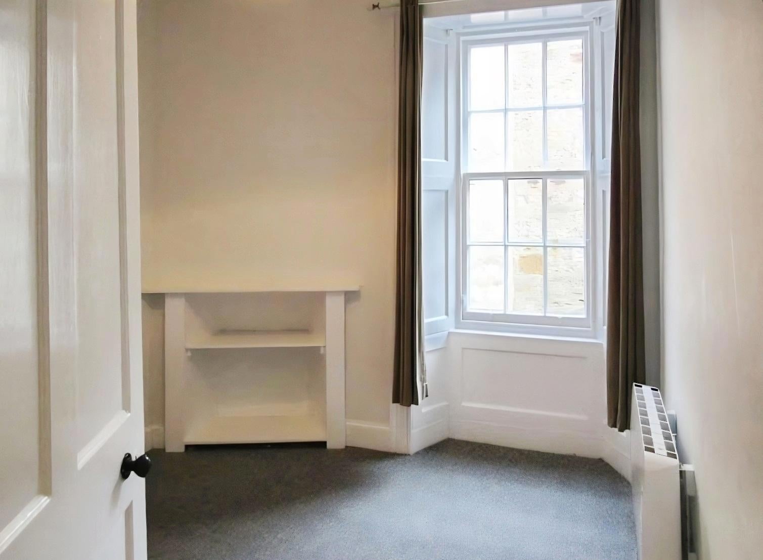 Flat Bristo Place in City of Edinburgh