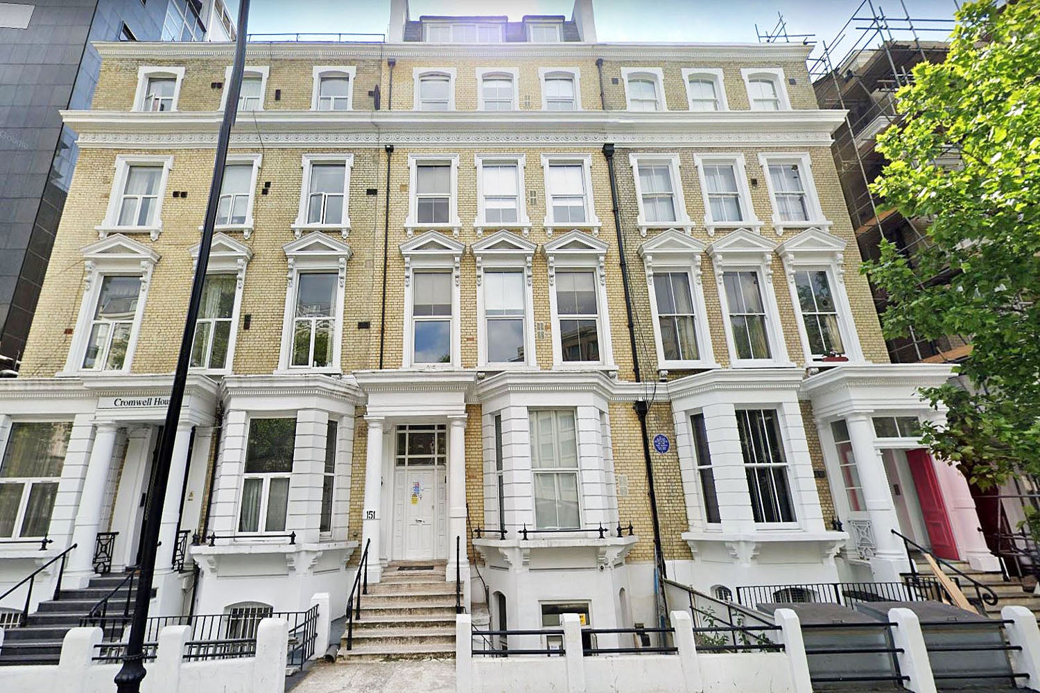 Flat Cromwell Road in Greater London