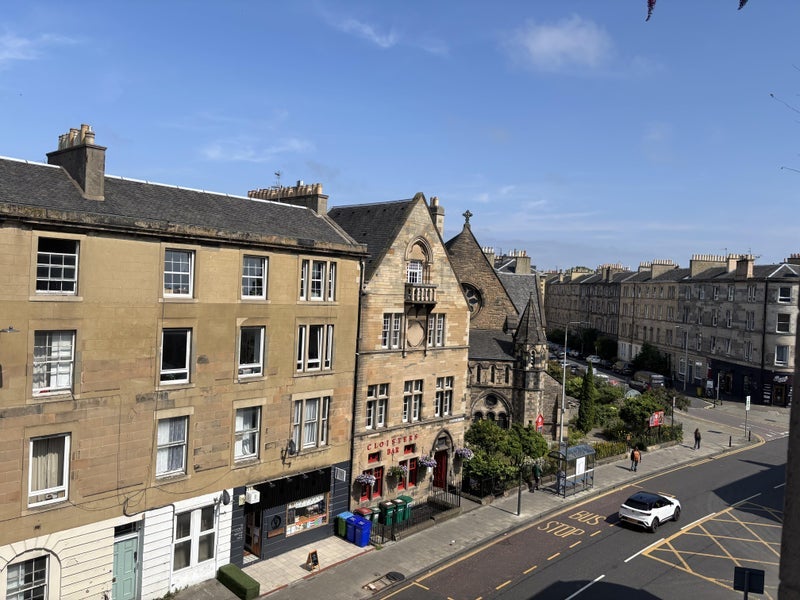 Room Brougham Street in City of Edinburgh