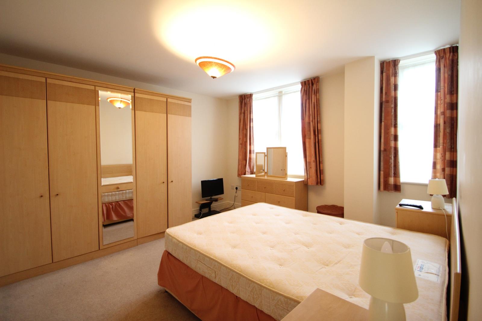 Flat Fylingdale Avenue in York