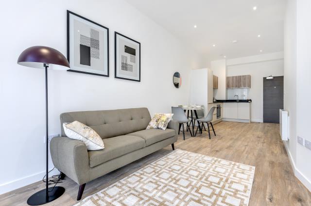 Flat North Star in Swindon