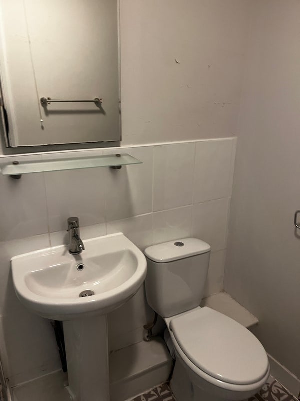 Room Lenton Boulevard in Nottingham