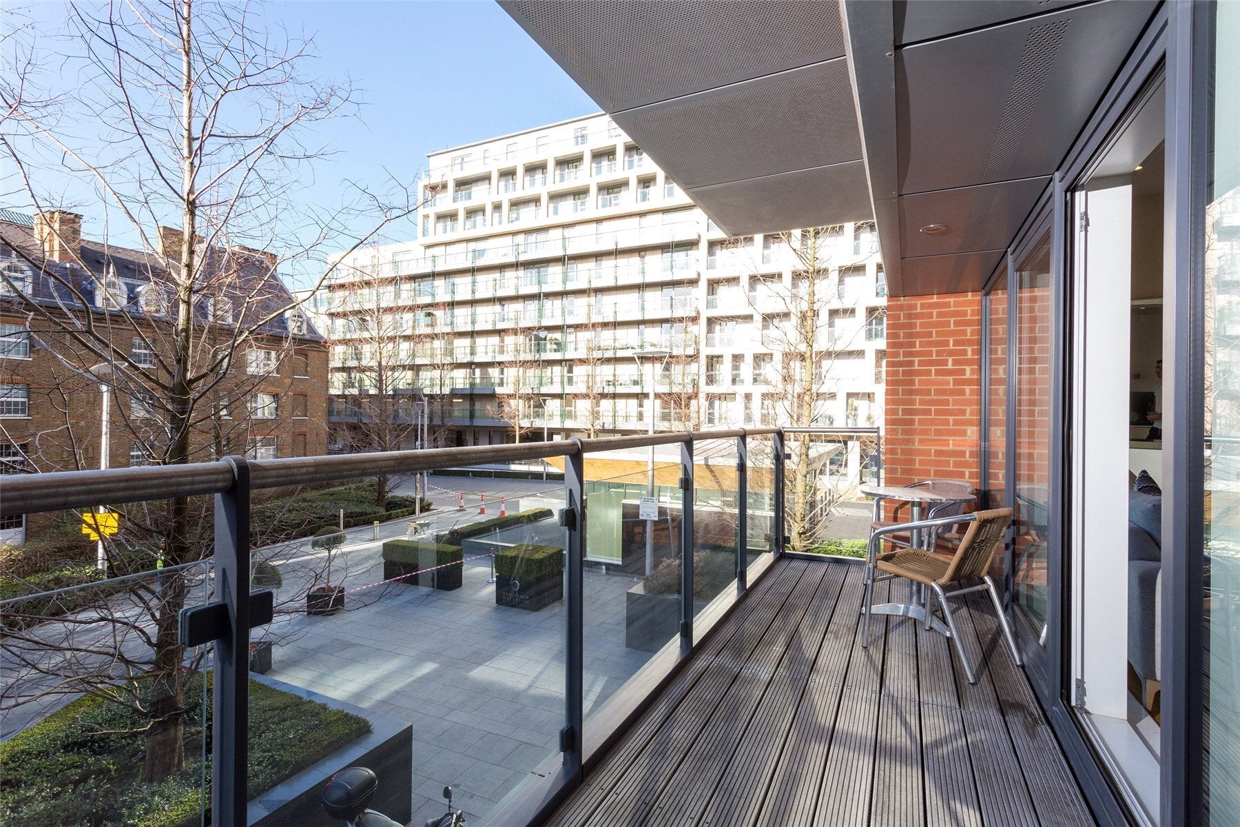 Flat Gatliff Road in City of Westminster
