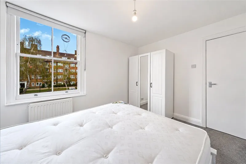 Flat West End Lane in Greater London