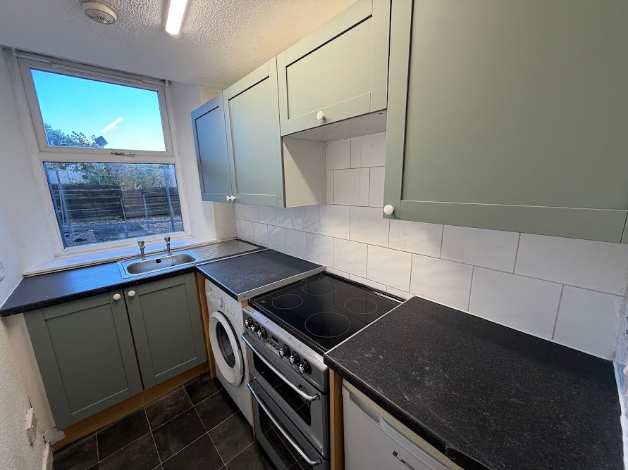 Flat Mid Road in Dundee