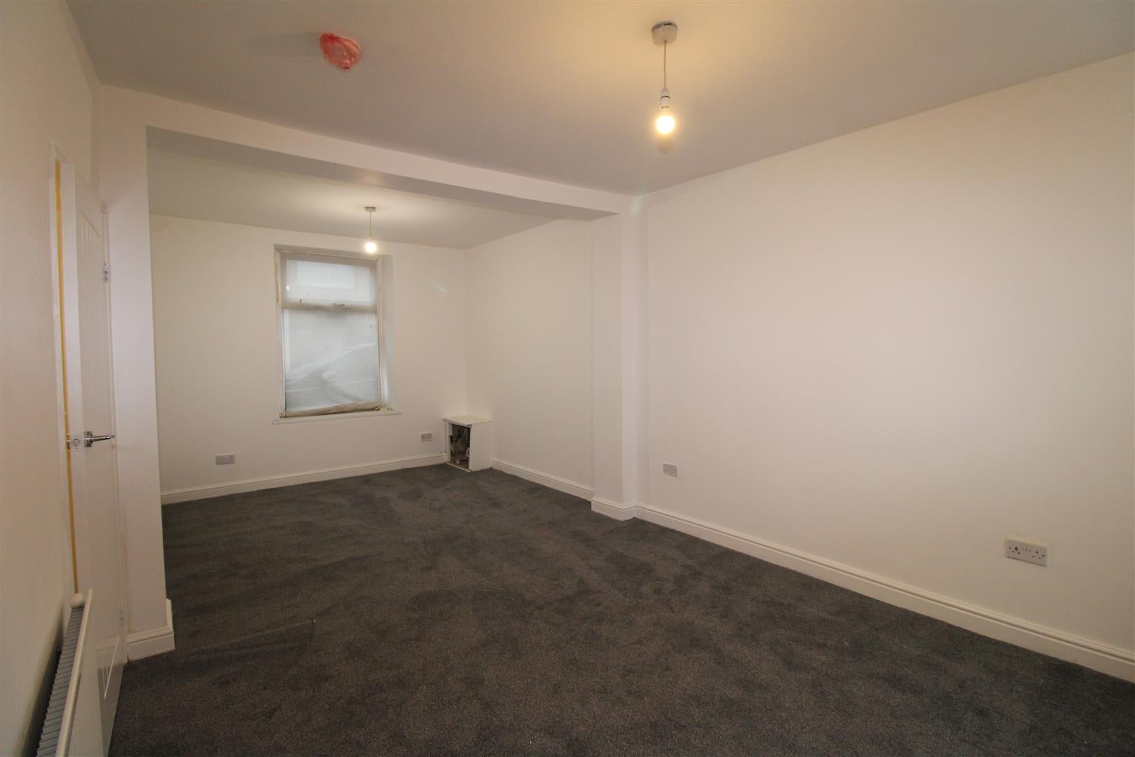 Flat Penybryn Terrace in Penrhiwceiber