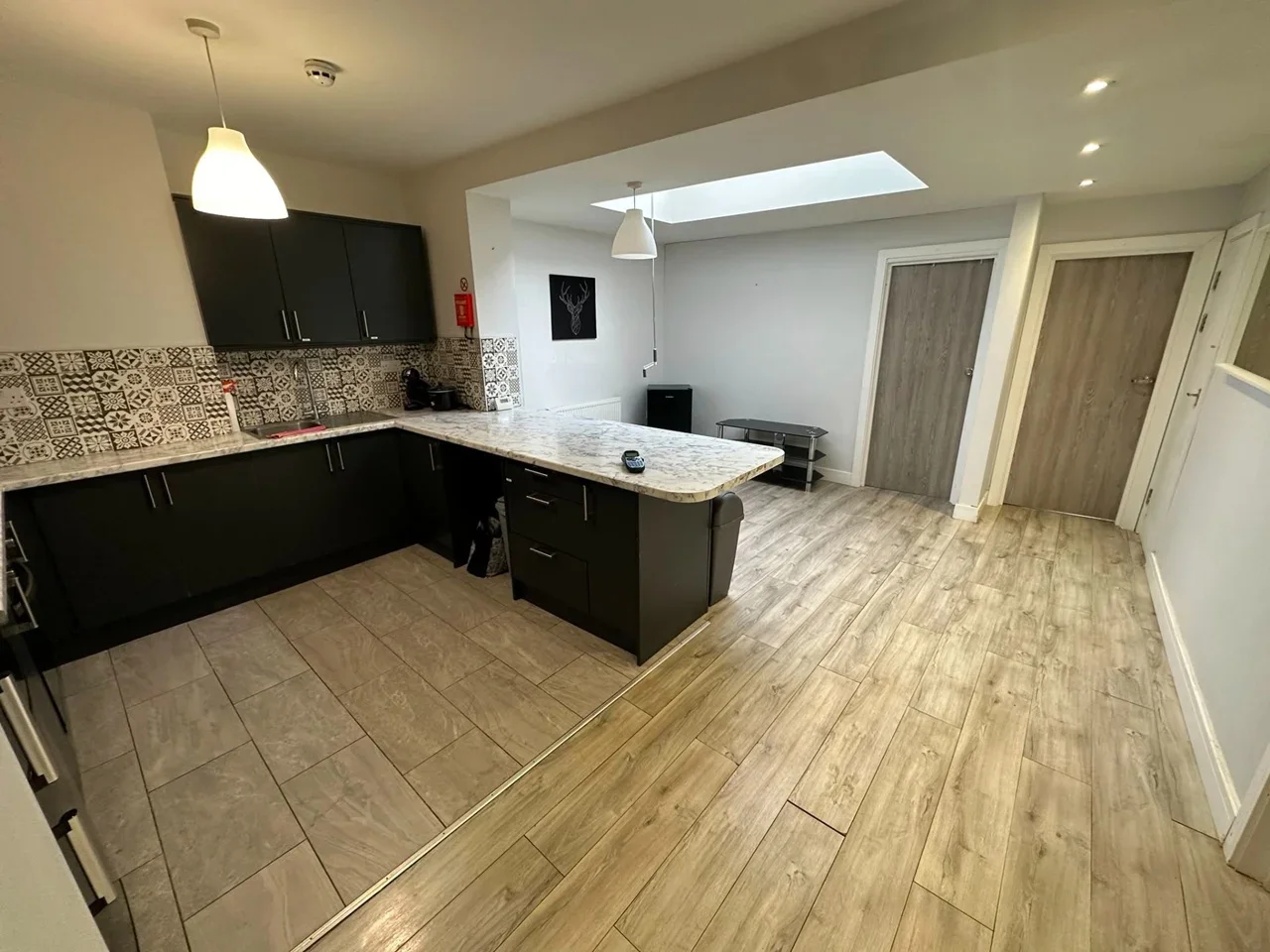 Room Park Avenue North in Greater London