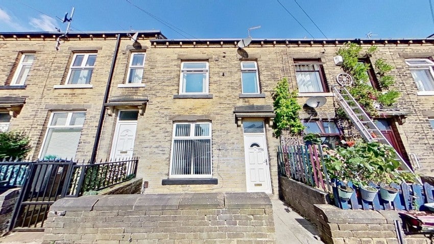 House Bartle Lane in Bradford