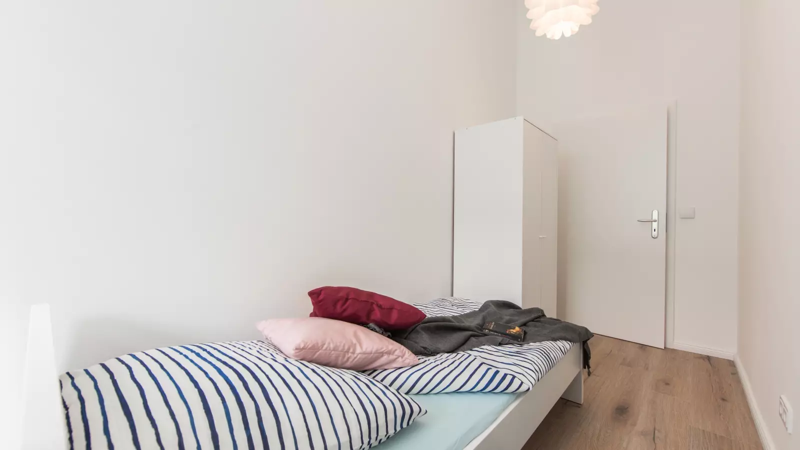 Zimmer Hohenzollerndamm in Berlin
