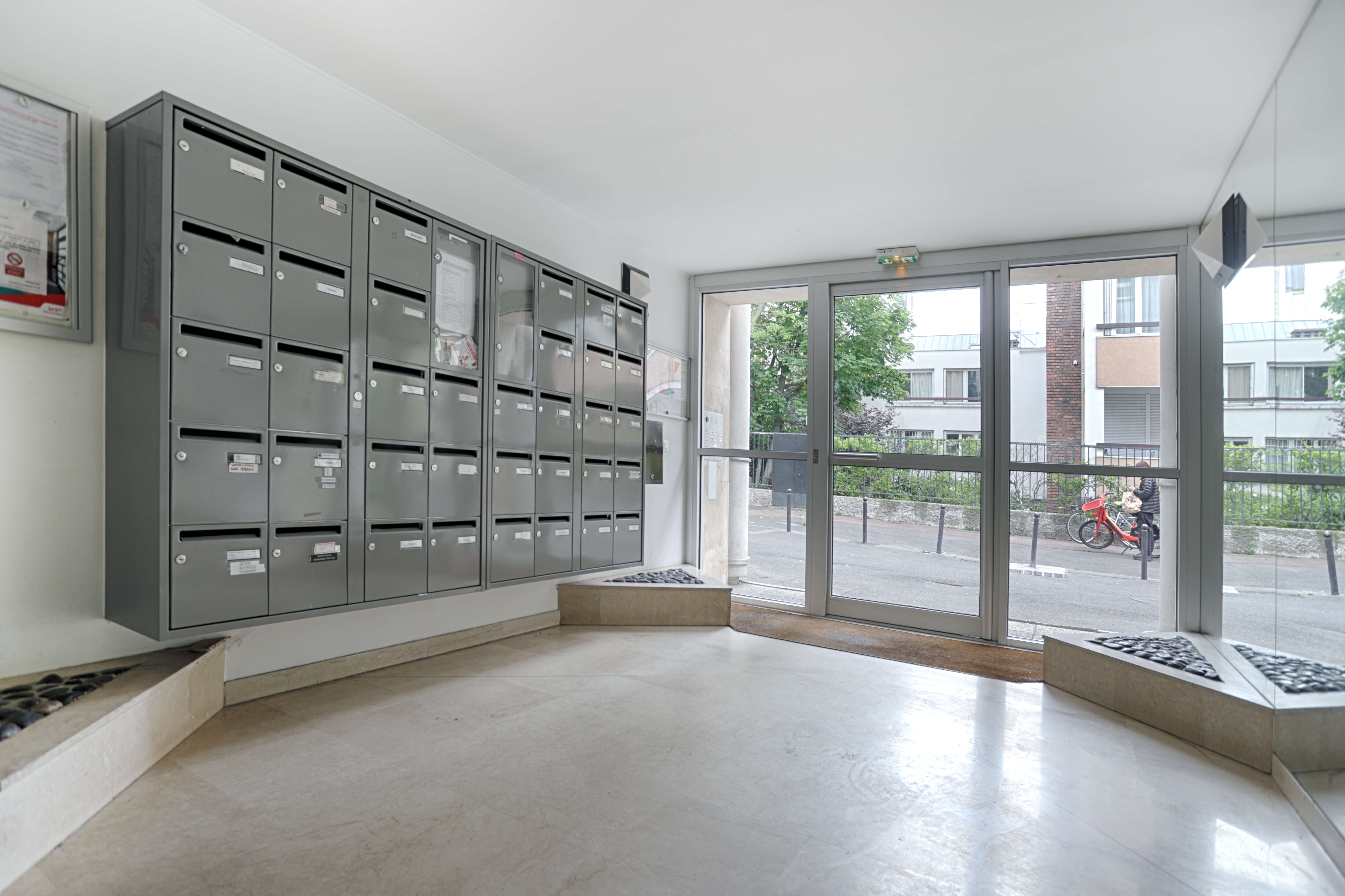 Flat Impasse Chausson in Paris