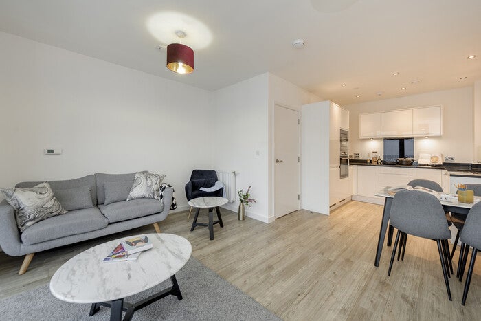 Flat Carlyon Road in London
