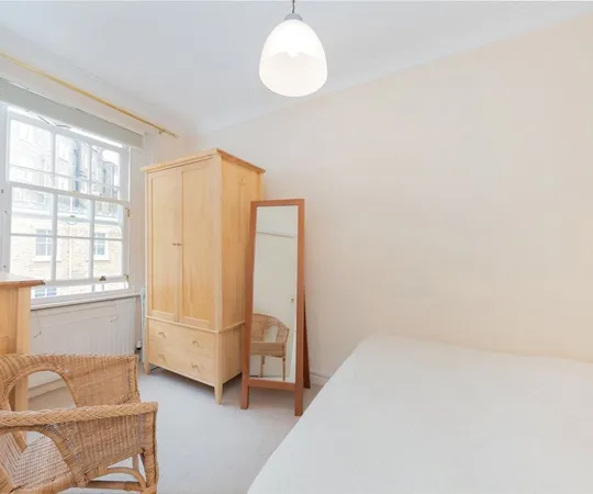 Flat Denbigh Street in City of Westminster