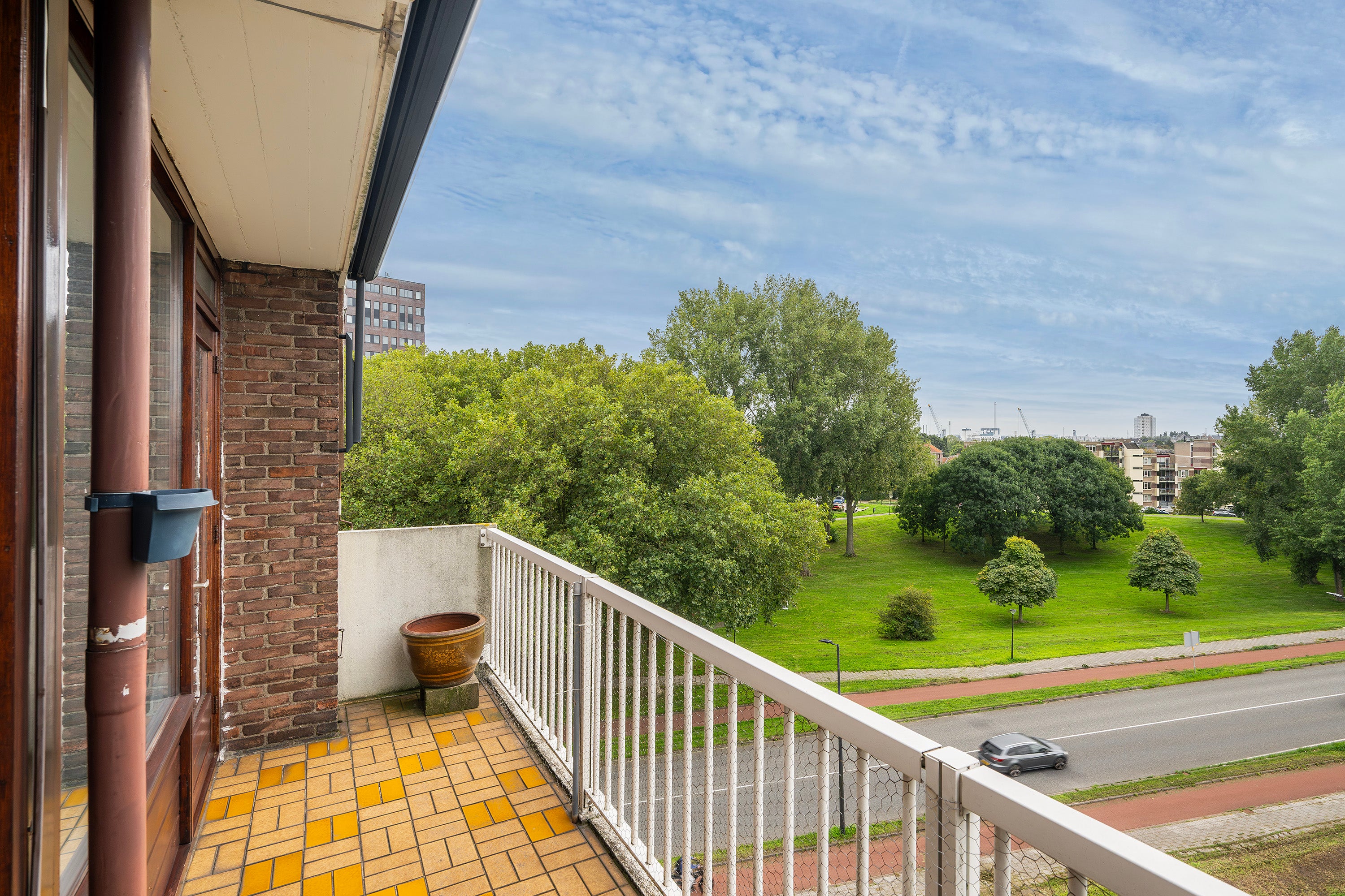 Appartement te koop: mr. L.A. Kesperweg 39F, Vlaardingen