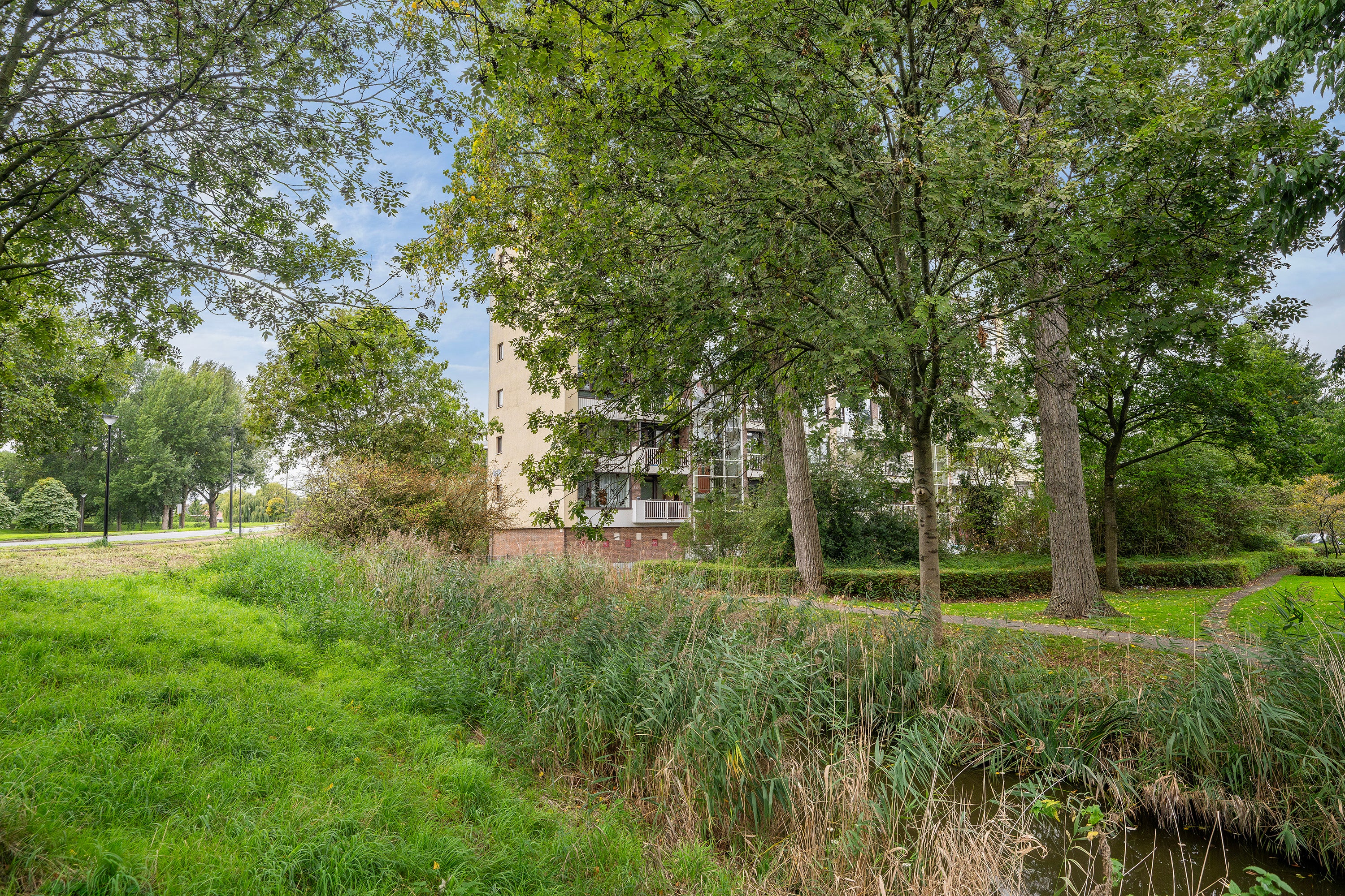 Appartement te koop: mr. L.A. Kesperweg 39F, Vlaardingen