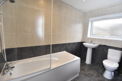 Flat Tranquil Vale in Greater London