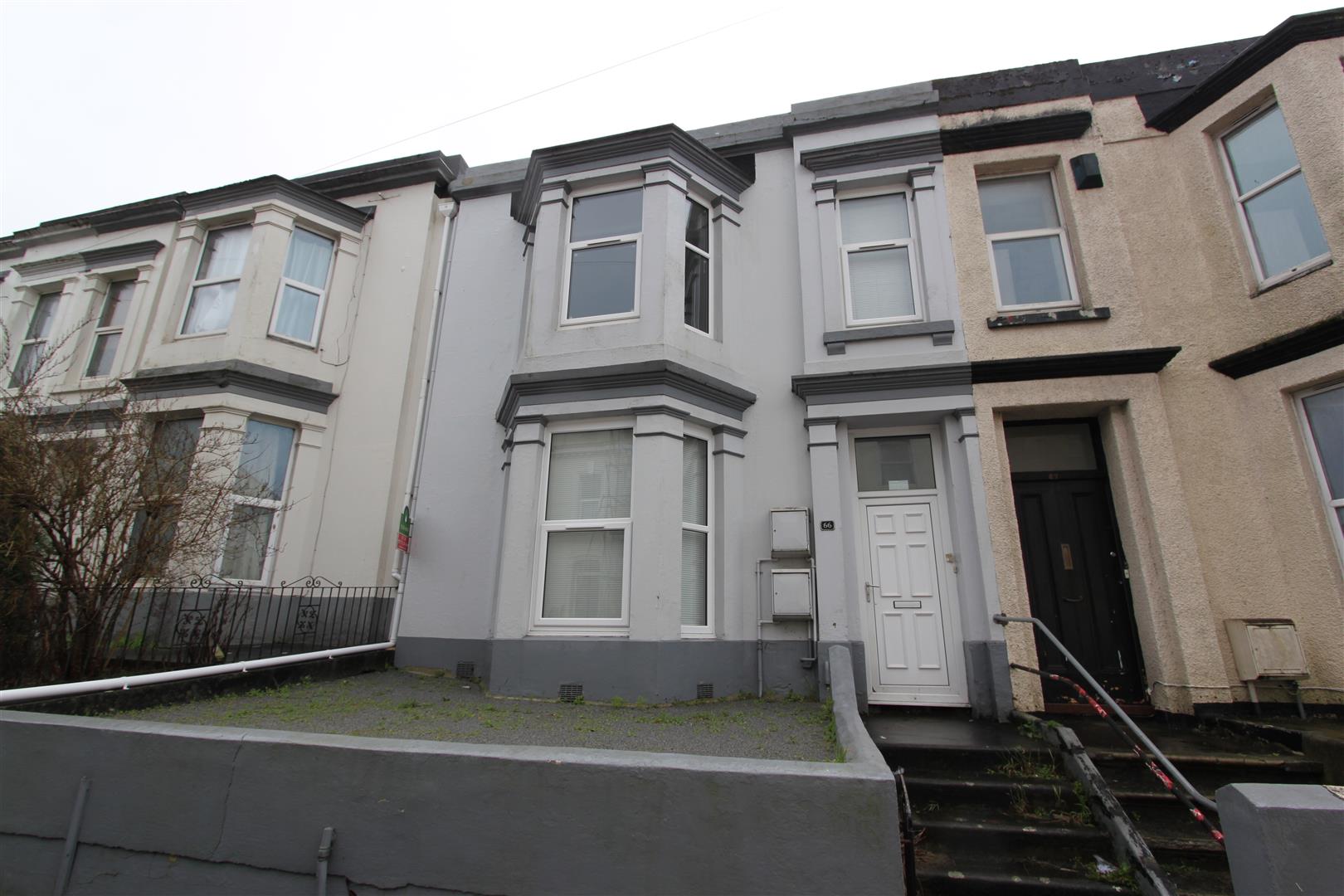 Room Hill Park Crescent in Plymouth