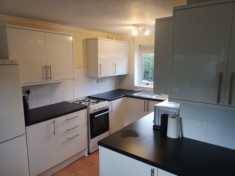 Room Ombersley Close in Redditch