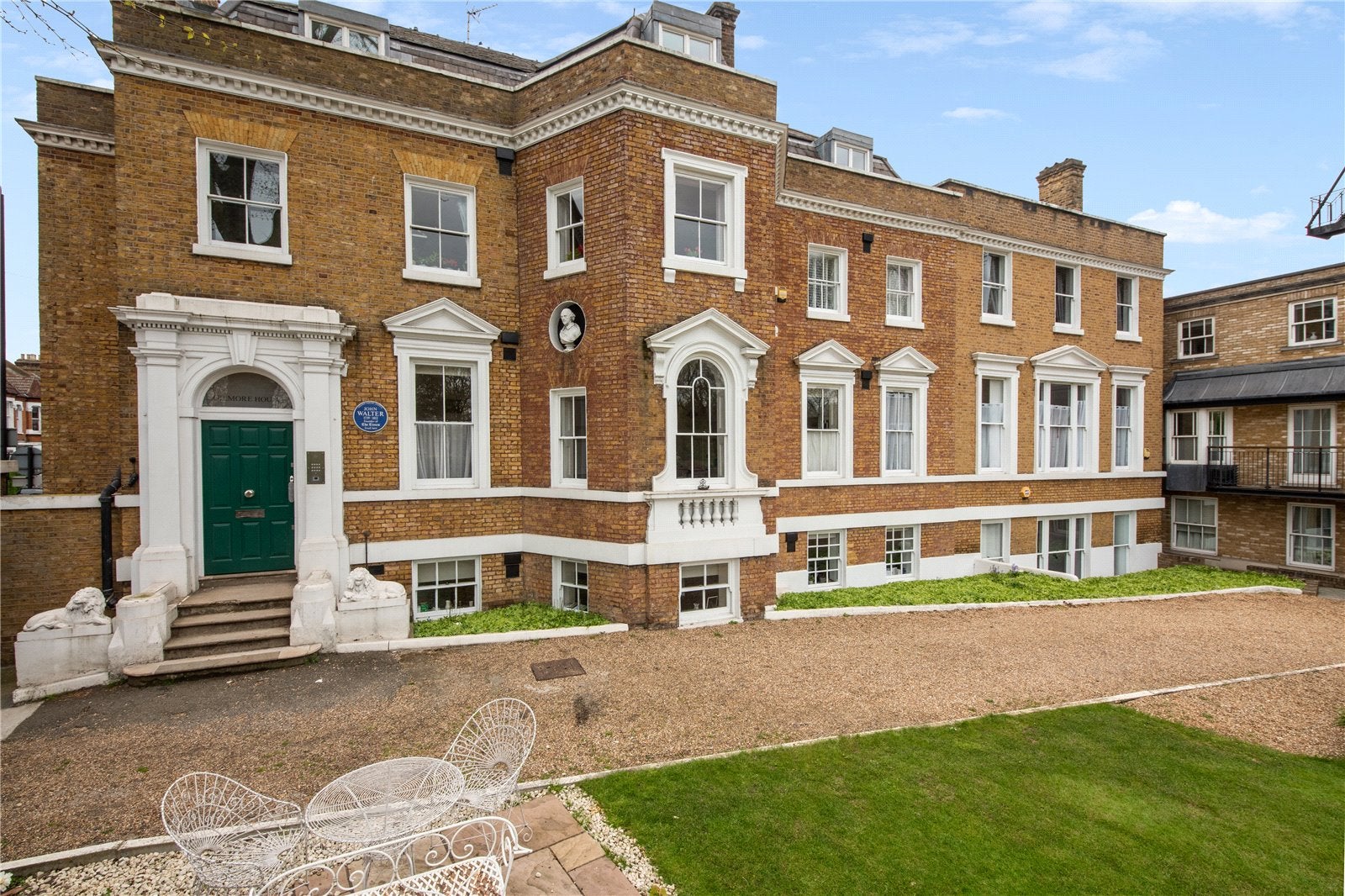 Flat Clapham Common North Side in Greater London