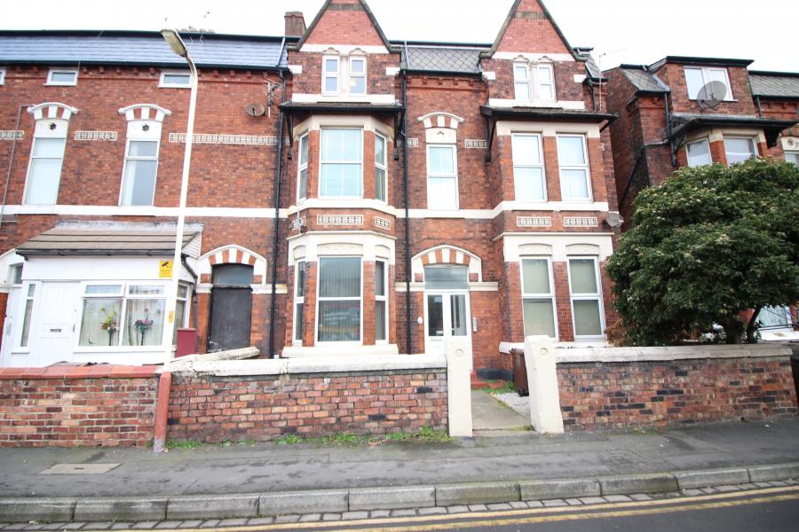 Flat Hawesside Street in Southport