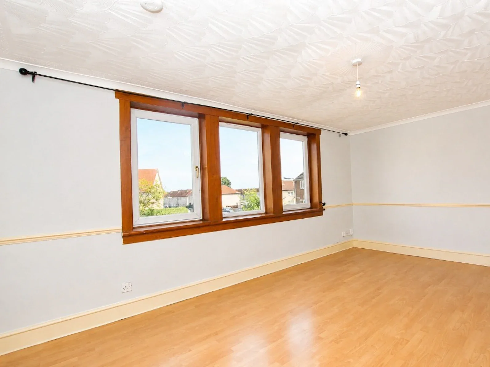 Flat Pinkie Hill Crescent in Inveresk