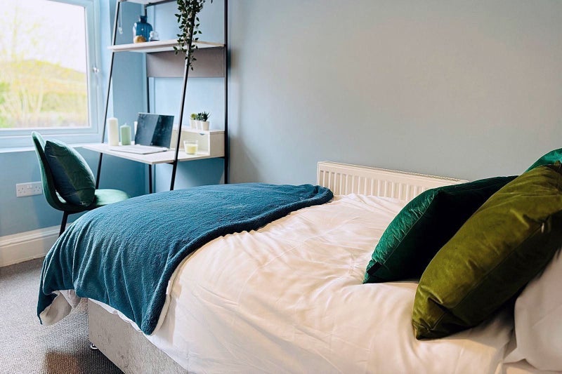Room Gadsby Street in Nuneaton and Bedworth