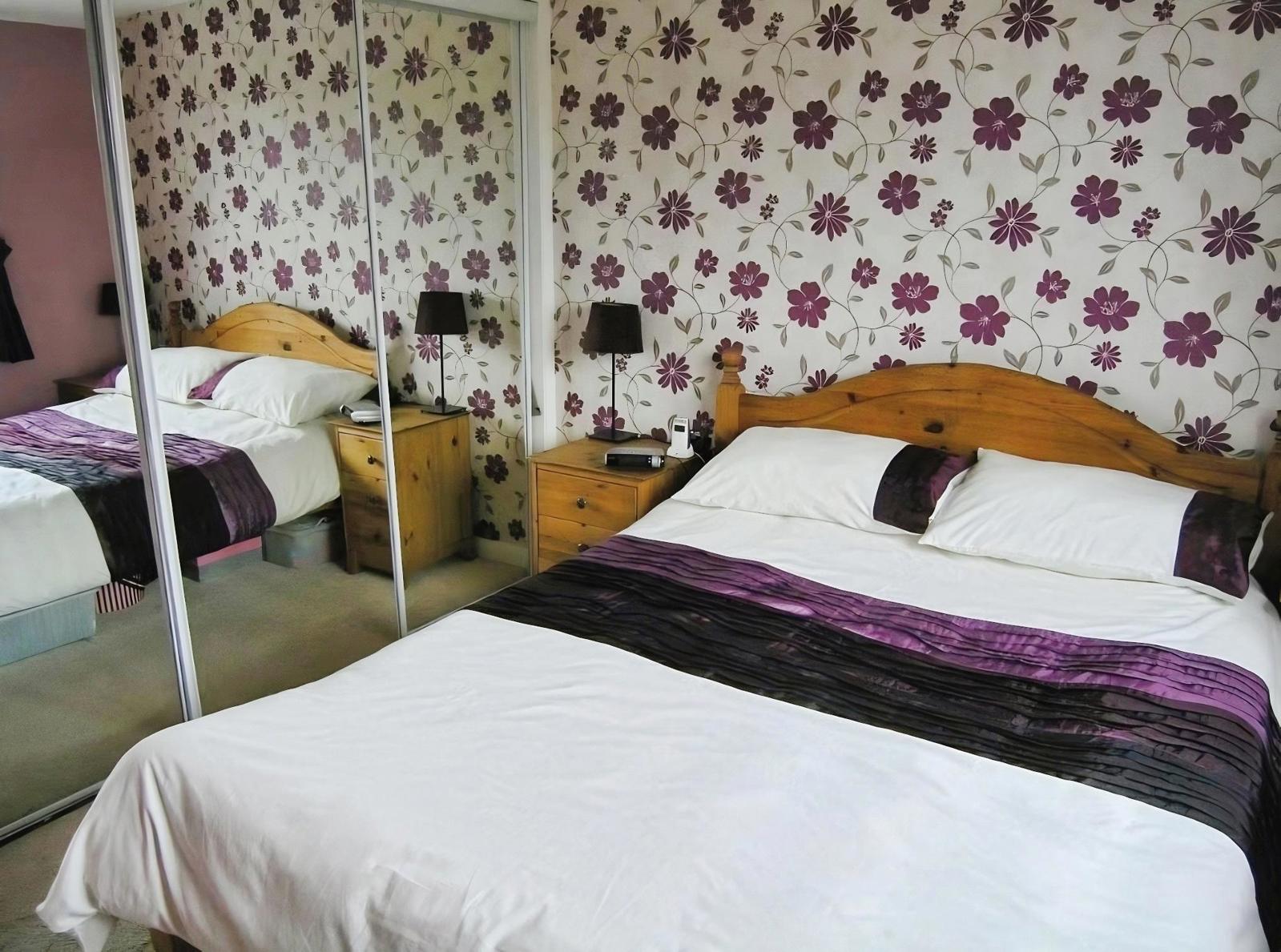 Flat Gogarloch Syke in City of Edinburgh